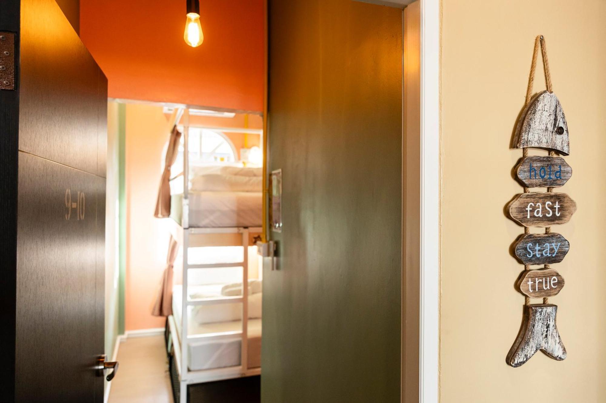 Sweett Lemon Hostel Patong Ngoại thất bức ảnh