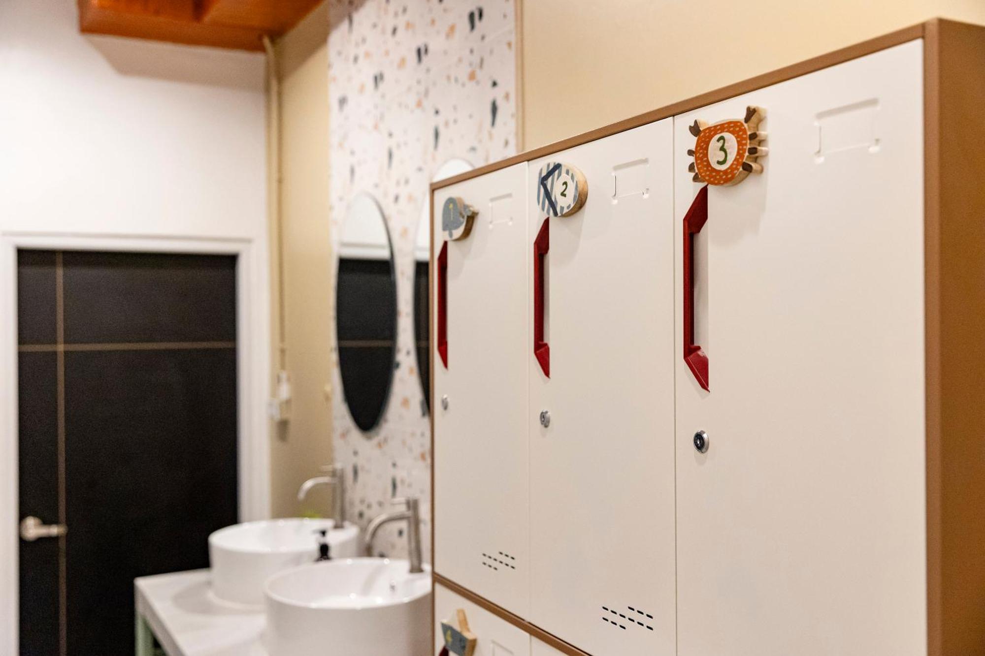 Sweett Lemon Hostel Patong Ngoại thất bức ảnh