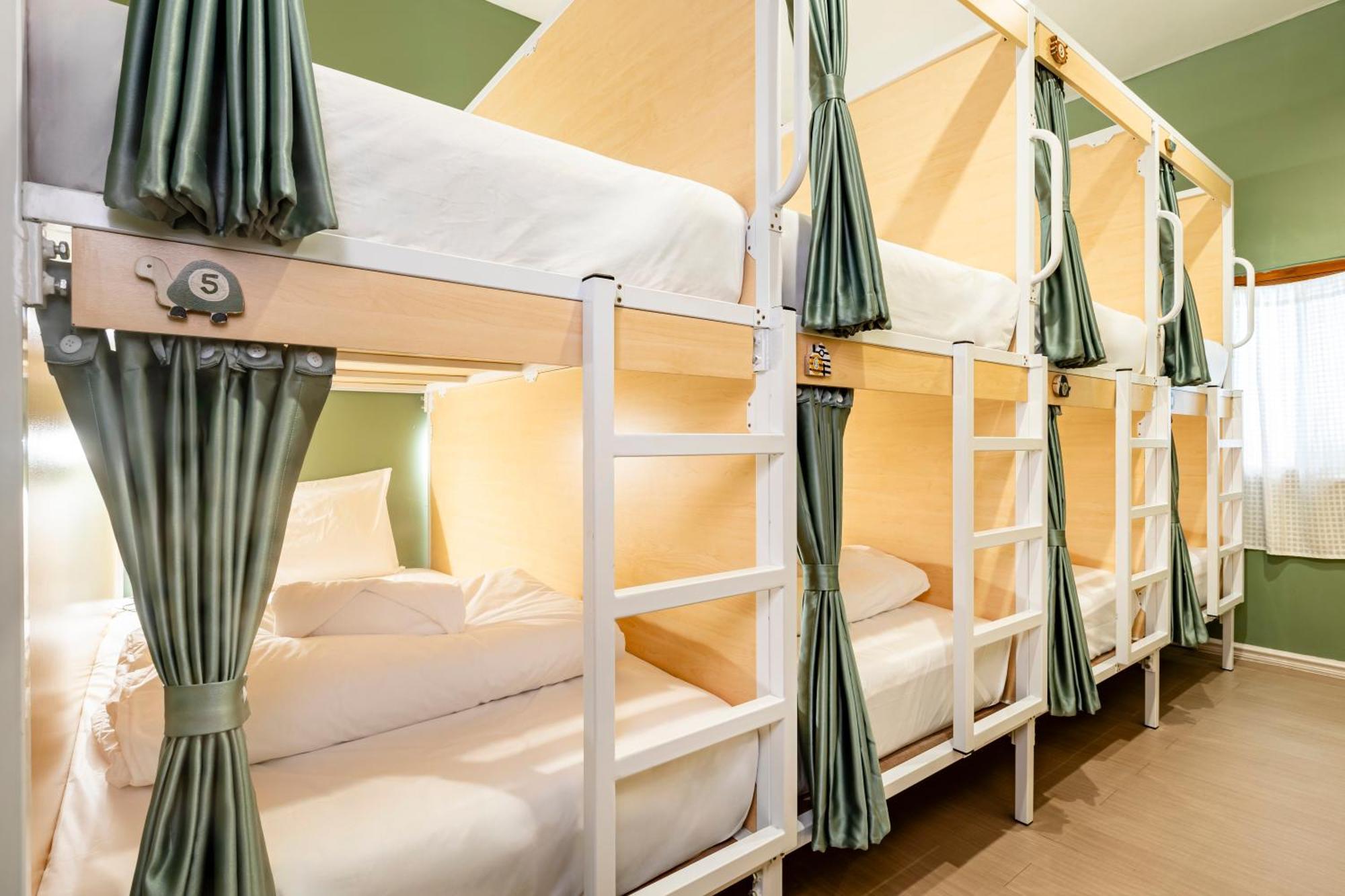 Sweett Lemon Hostel Patong Ngoại thất bức ảnh