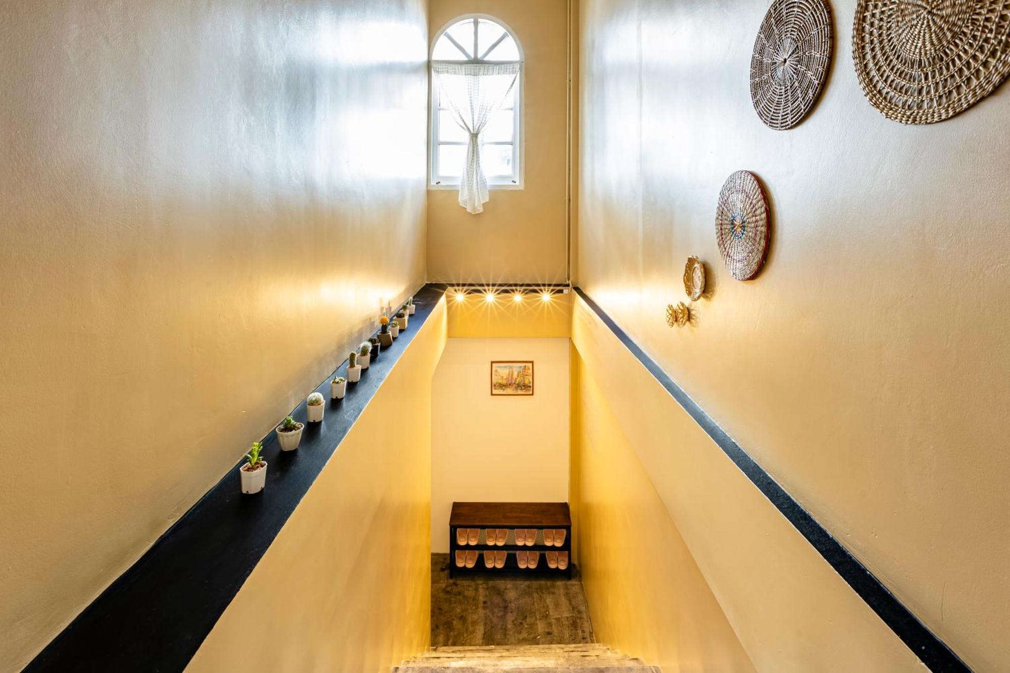 Sweett Lemon Hostel Patong Ngoại thất bức ảnh